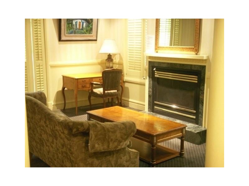 211 Wellington Pde Sth, East Melbourne VIC 3002