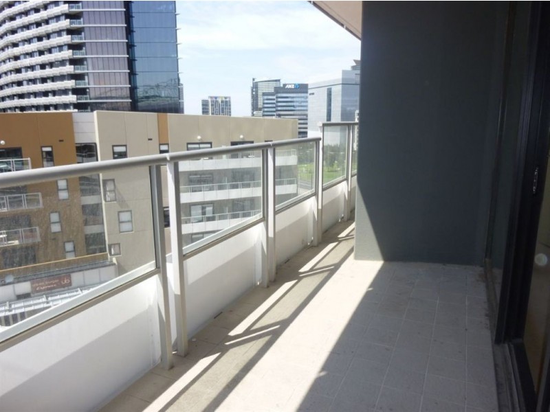 914/100 Harbour Esplanade, Docklands VIC 3008