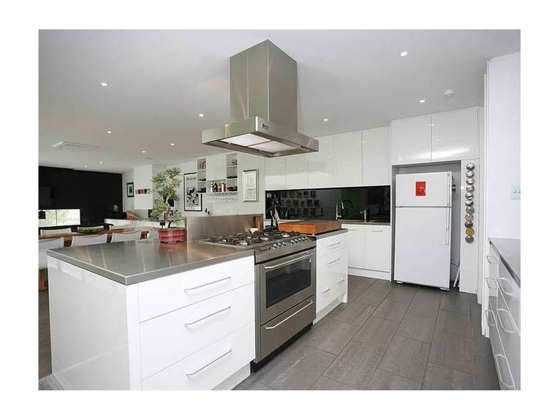 45 Albermarle Street, Kensington VIC 3031