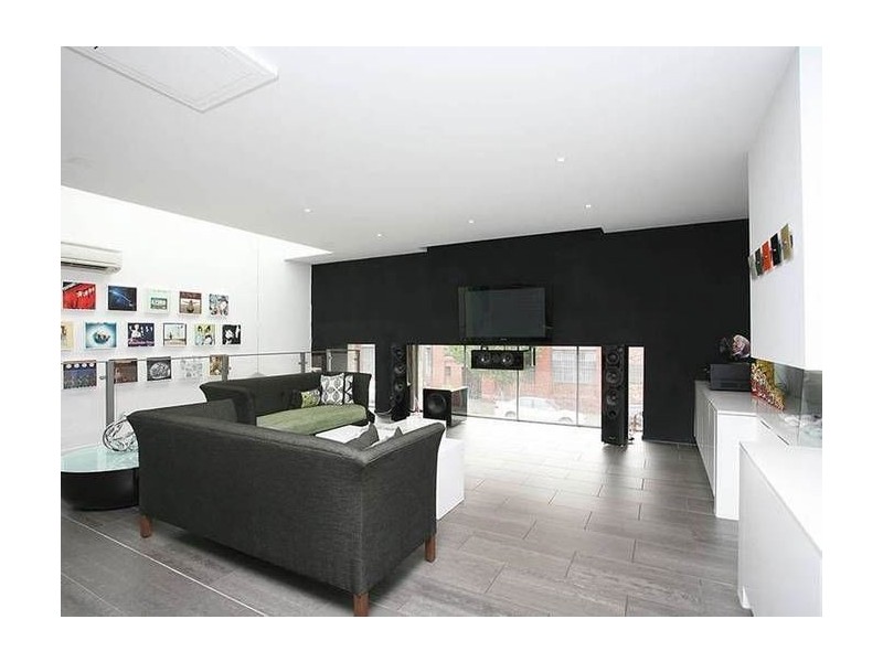 45 Albermarle Street, Kensington VIC 3031