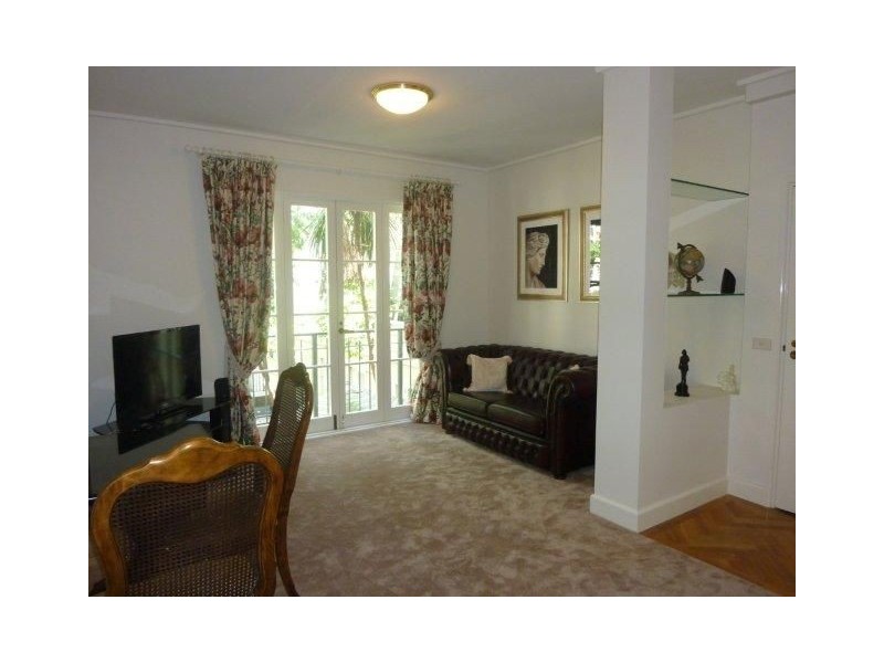 26/201 Wellington Parade South, East Melbourne VIC 3002