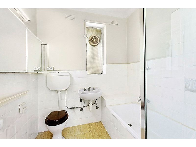 11/161 Wellington Parade South, East Melbourne VIC 3002