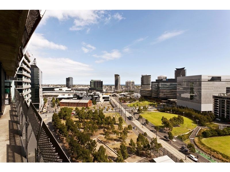 1409N/18 Waterview Walk, Docklands VIC 3008