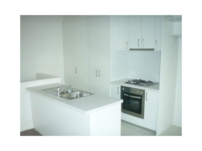 2/208 Albion Street, Brunswick VIC 3056