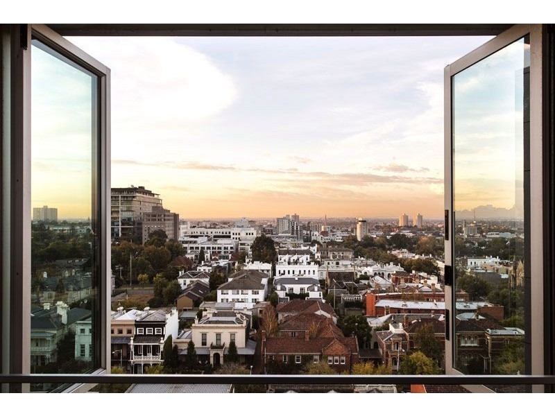 1105/166 Wellington Parade, East Melbourne VIC 3002