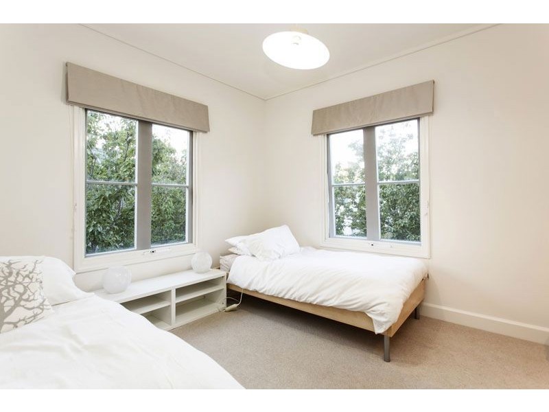 21/8 Wellington Cresent, East Melbourne VIC 3002