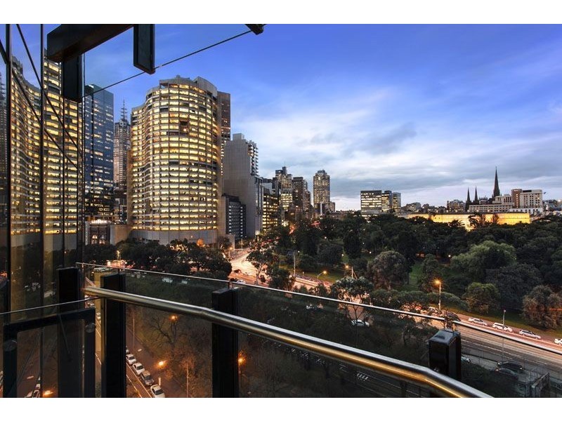1202/279 Wellington Parade South, East Melbourne VIC 3002