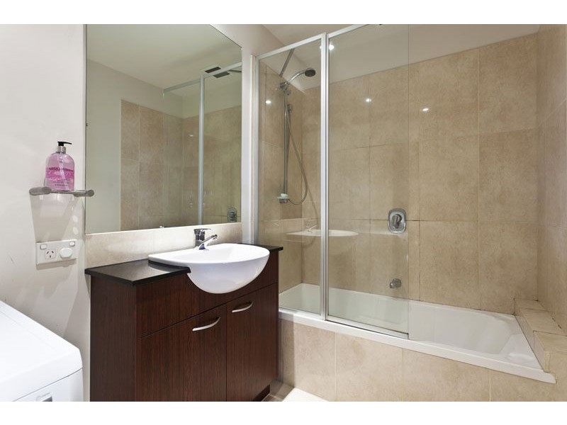 117/3 Alma Road, St Kilda VIC 3182