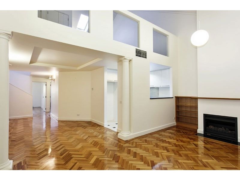 27/8 Wellington Crescent, East Melbourne VIC 3002