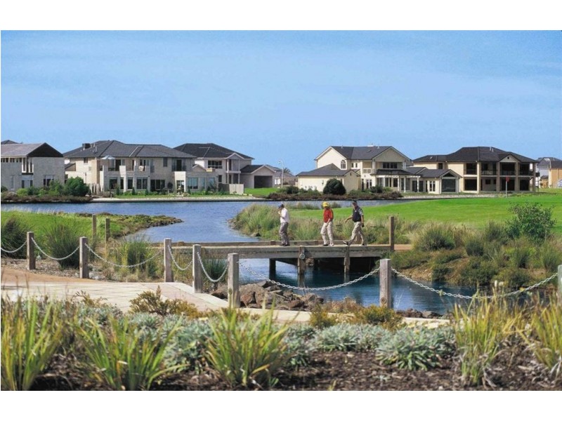 98 Beachview Parade, Lot 2217 Sanctuary Lakes, Point Cook VIC 3030