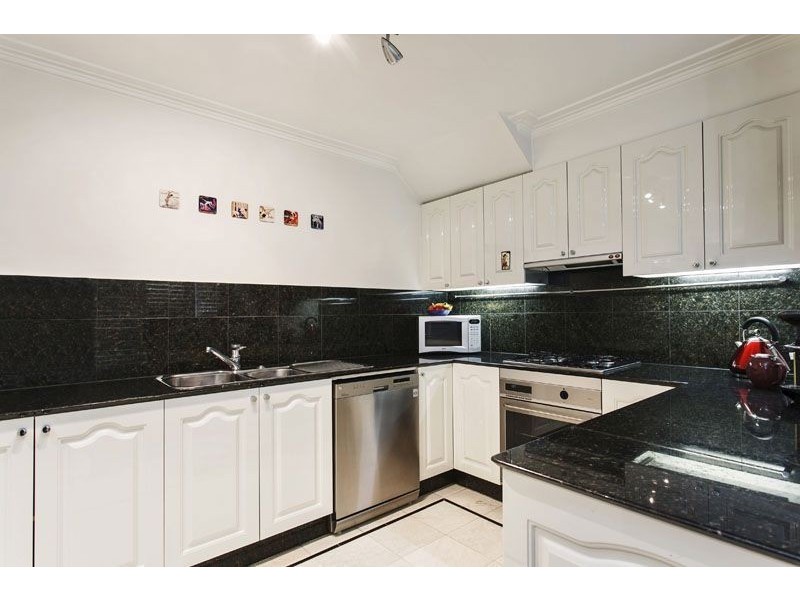 3/388-390 Victoria Parade, East Melbourne VIC 3002