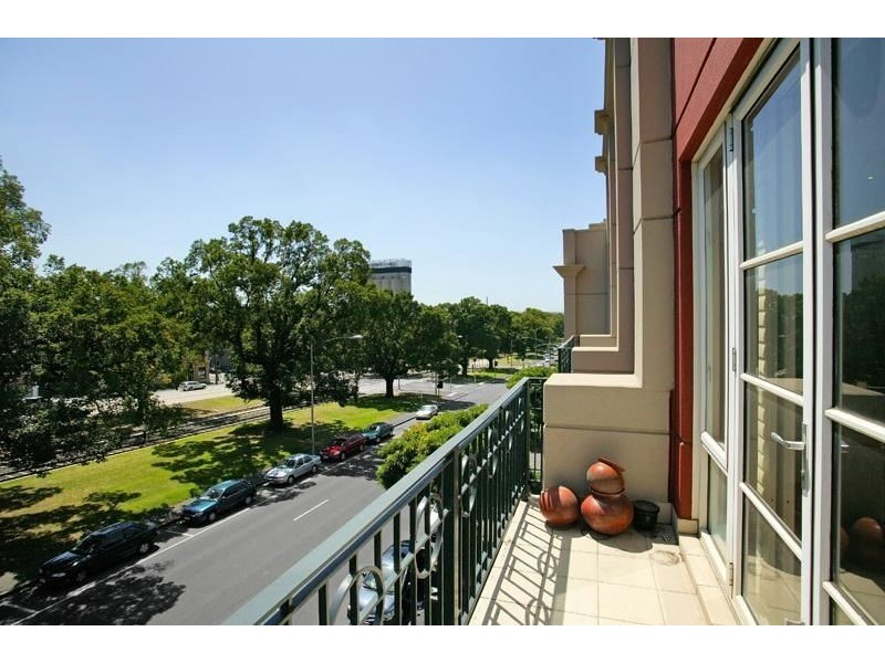 3/388-390 Victoria Parade, East Melbourne VIC 3002