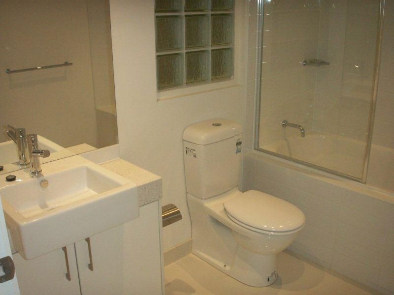 4/208 Albion Street, Brunswick VIC 3056