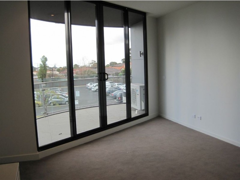 11/100 Keilor Road, Essendon North VIC 3041