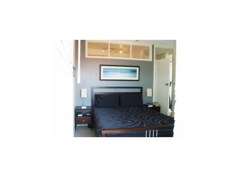 4E/12 Marine Parade, St Kilda VIC 3182