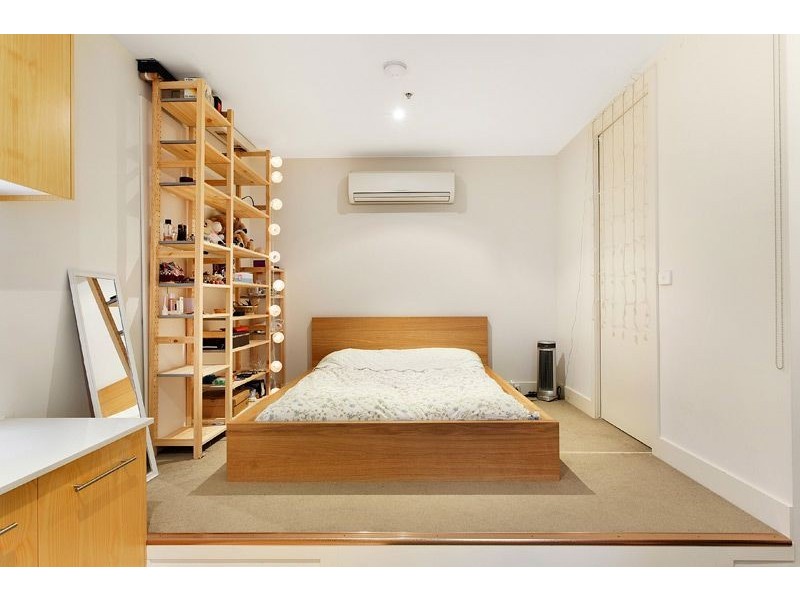 37/243 Collins Street, Melbourne VIC 3000