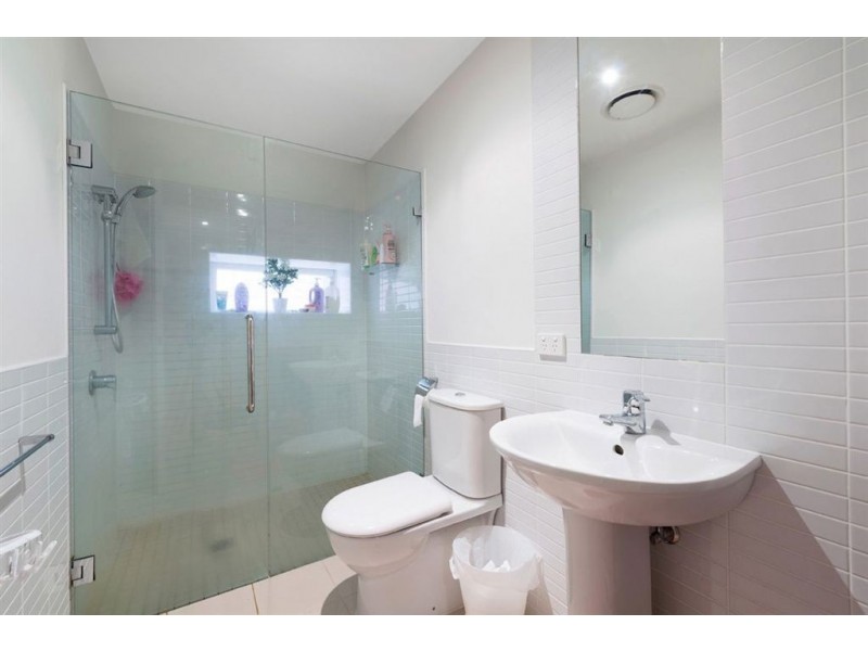 37/243 Collins Street, Melbourne VIC 3000