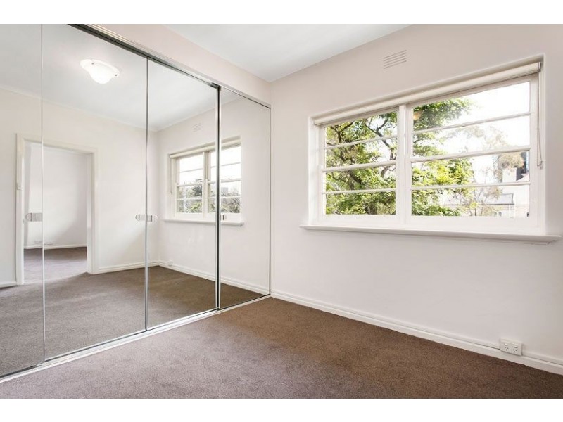 10/161 Wellington Parade South, East Melbourne VIC 3002