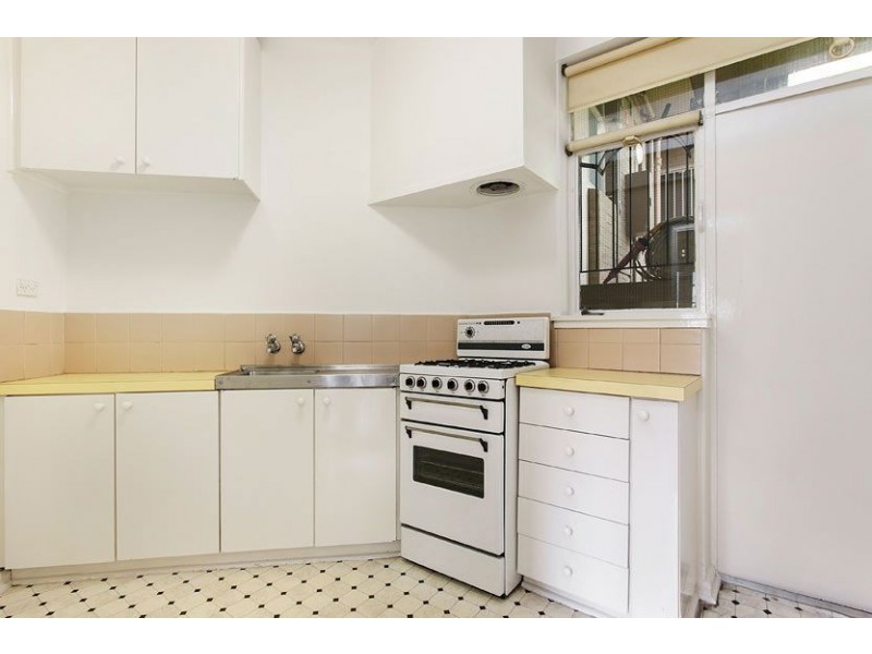 10/161 Wellington Parade South, East Melbourne VIC 3002