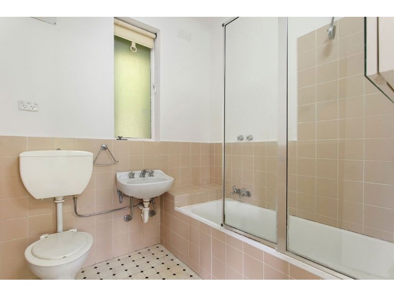 10/161 Wellington Parade South, East Melbourne VIC 3002