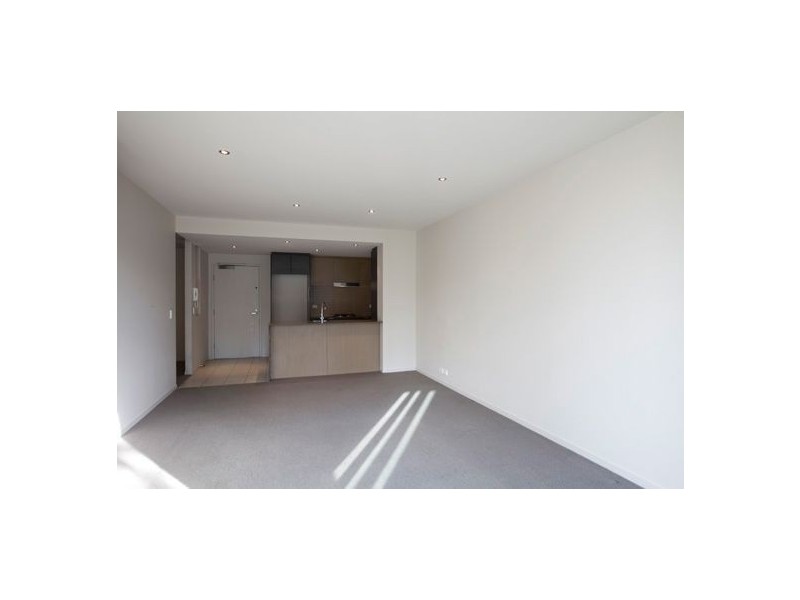 16/801 Bourke Street, Docklands VIC 3008