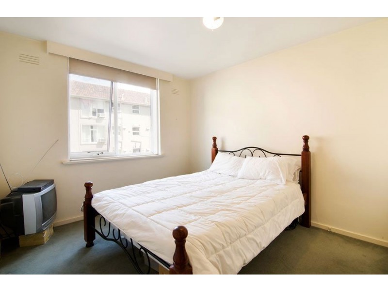 2/45 Caroline Street, South Yarra VIC 3141