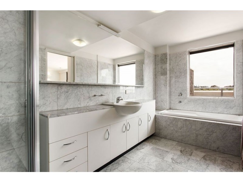 1001/118 Franklin Street, Melbourne VIC 3000