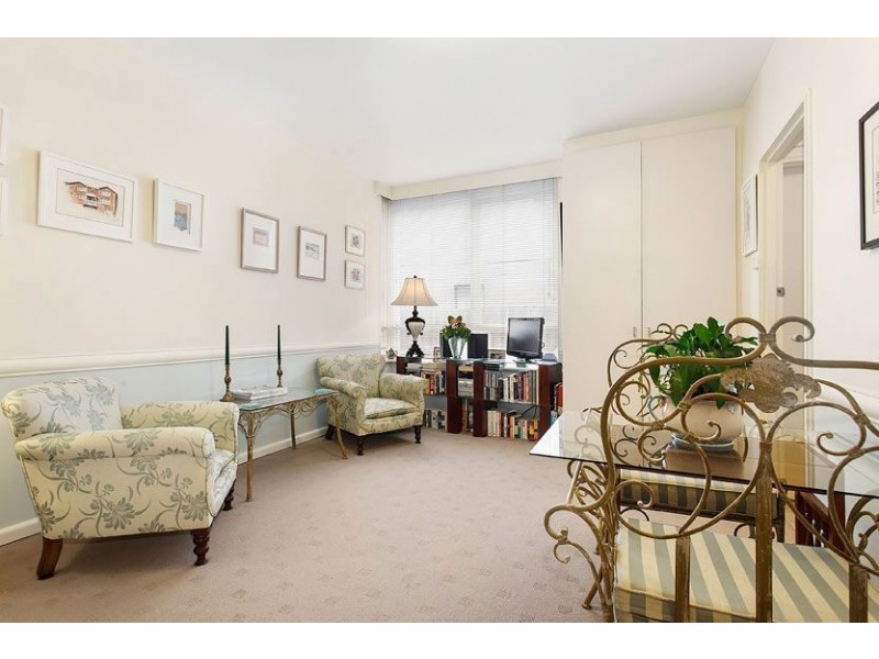 4/25 Hotham Street, East Melbourne VIC 3002