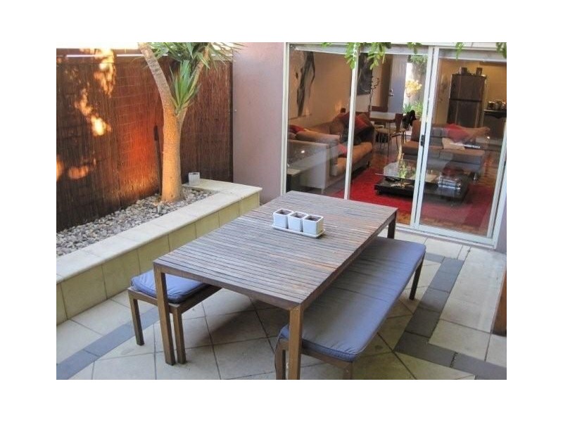 7/10 Celeste Court, St Kilda East VIC 3183