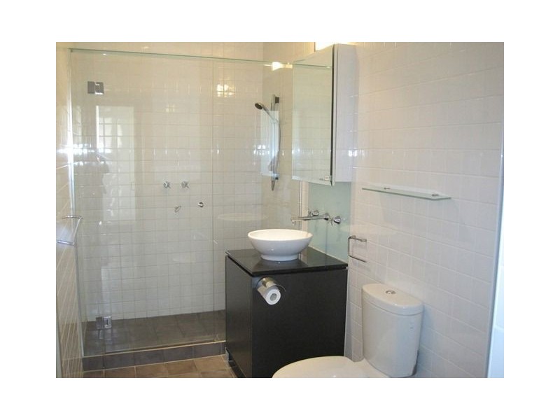 1011/233 Collins Street, Melbourne VIC 3000