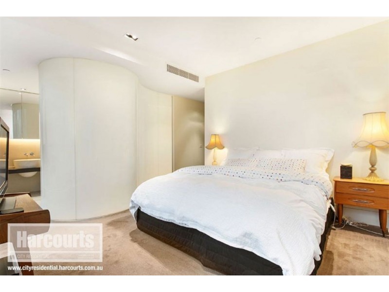 1102/279 Wellington Parade South, East Melbourne VIC 3002