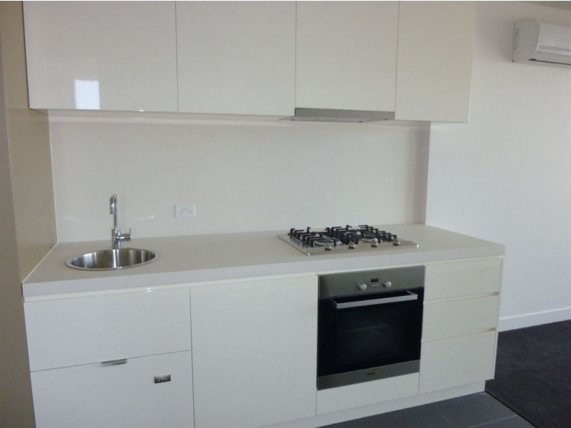 2403/33 Mackenzie Street, Melbourne VIC 3000
