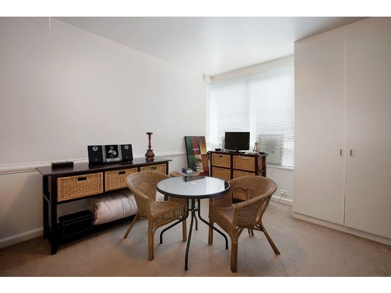 10/25 Hotham Street, East Melbourne VIC 3002