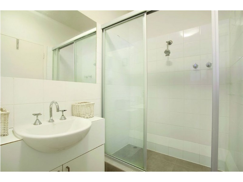 10/25 Hotham Street, East Melbourne VIC 3002