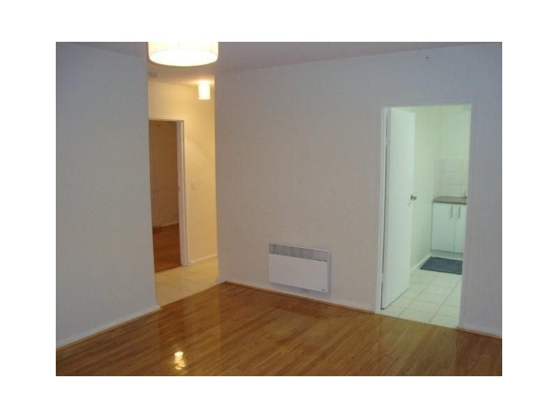 1/50 Kingsville Street, Kingsville VIC 3012