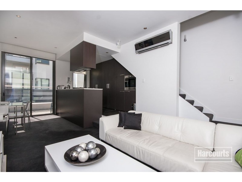 230/117 Studio Lane, Docklands VIC 3008