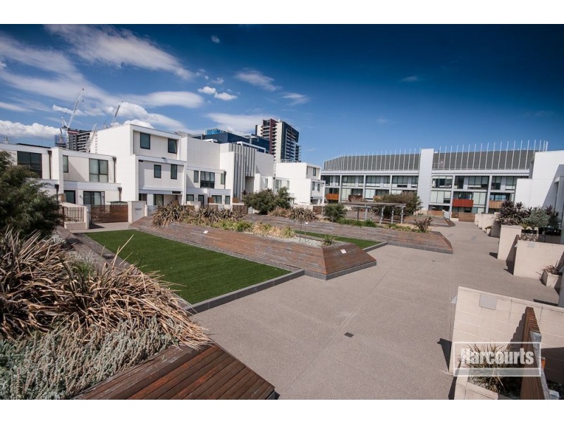 230/117 Studio Lane, Docklands VIC 3008