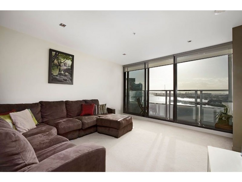 910/100 Harbour Esplanade, Docklands VIC 3008