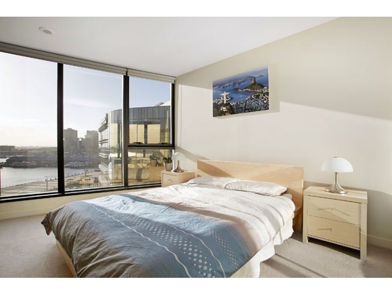 910/100 Harbour Esplanade, Docklands VIC 3008