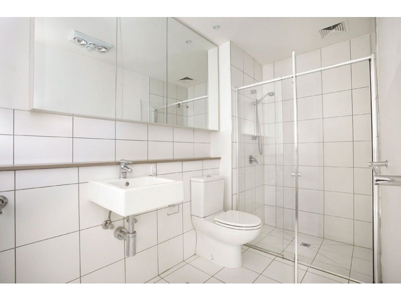 201/18 Wreckyn Street, North Melbourne VIC 3051