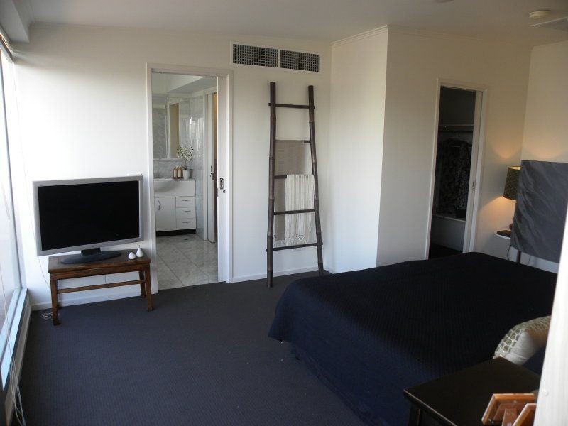 1002/118 Franklin Street, Melbourne VIC 3000