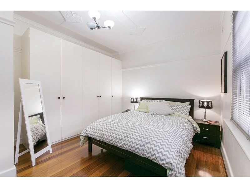 2/30 Mitford Street, St Kilda VIC 3182