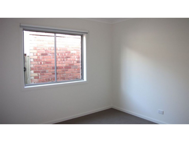 5 Oldfield Street, Sunshine West VIC 3020