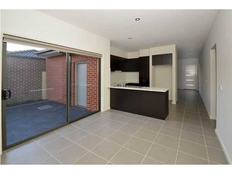 1/19 Rockbank Road, Ardeer VIC 3022