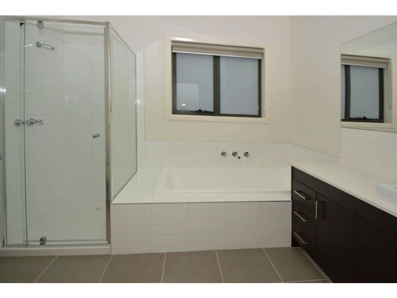 1/19 Rockbank Road, Ardeer VIC 3022