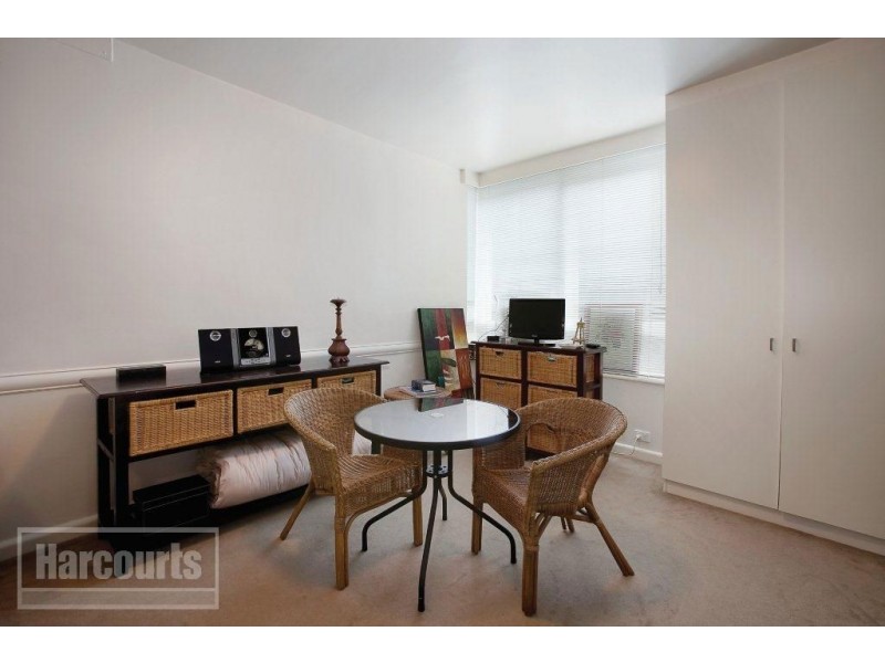 106/25 Hotham, East Melbourne VIC 3002