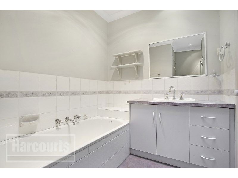 1a Lyttle Avenue, Essendon VIC 3040