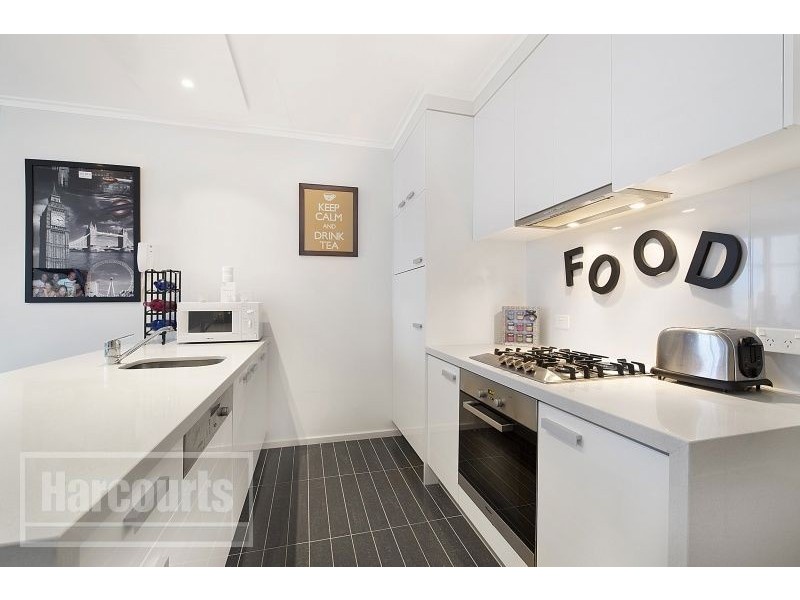 2302/63 Whiteman Street, Southbank VIC 3006