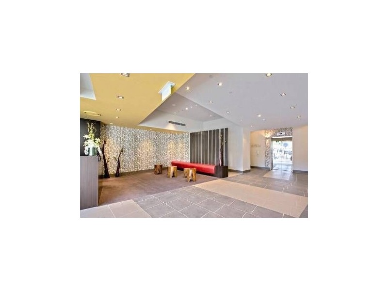 2302/63 Whiteman Street, Southbank VIC 3006