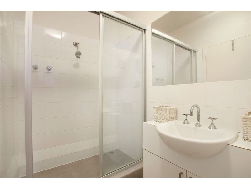 104/25 Hotham Street, East Melbourne VIC 3002